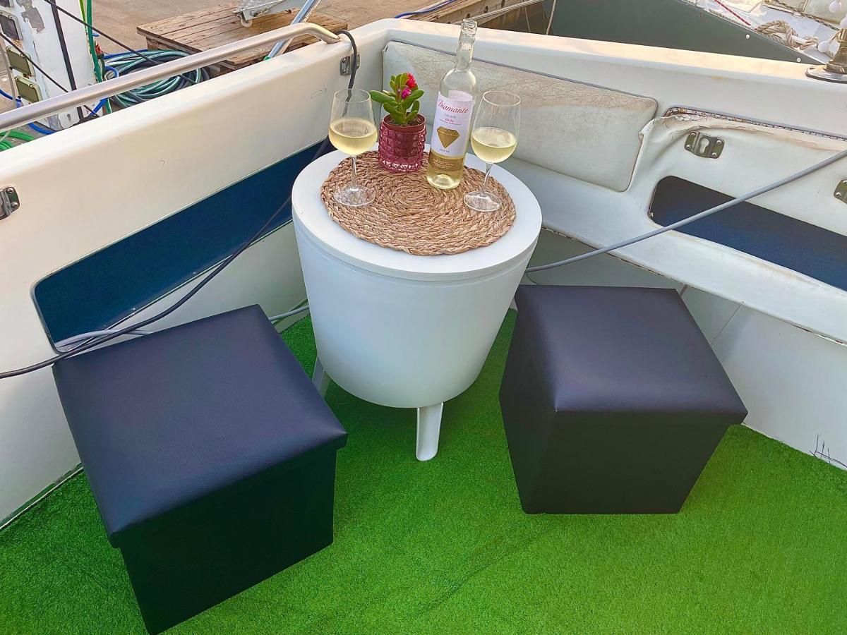Yacht Hotel Barcelona Sant Adria de Besos Luaran gambar