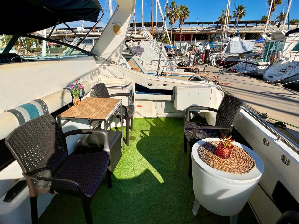 Yacht Hotel Barcelona Sant Adria de Besos Luaran gambar