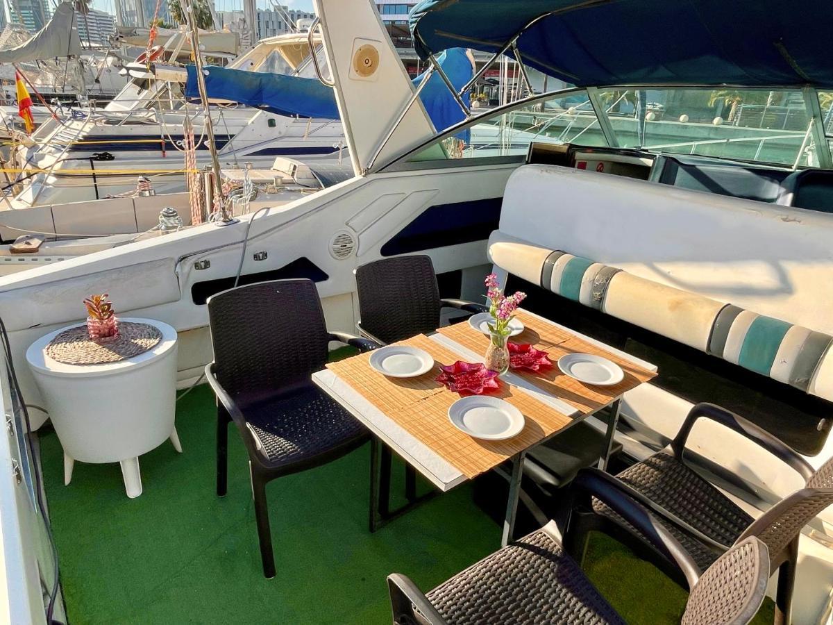 Yacht Hotel Barcelona Sant Adria de Besos Luaran gambar