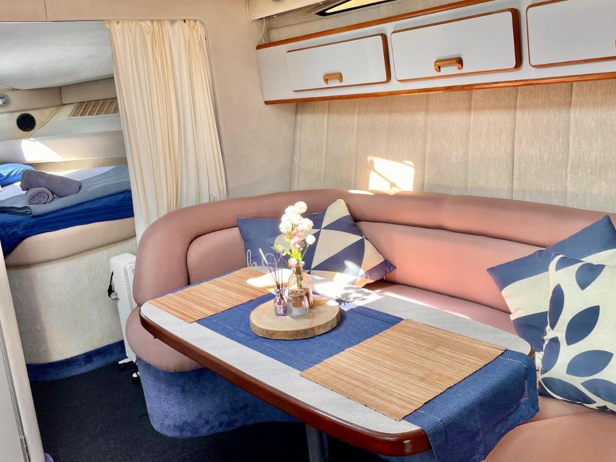 Yacht Hotel Barcelona Sant Adria de Besos Luaran gambar