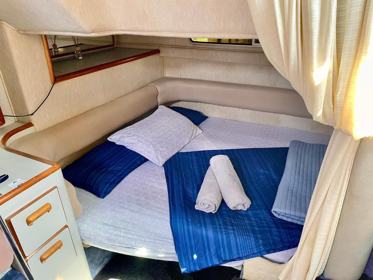 Yacht Hotel Barcelona Sant Adria de Besos Luaran gambar