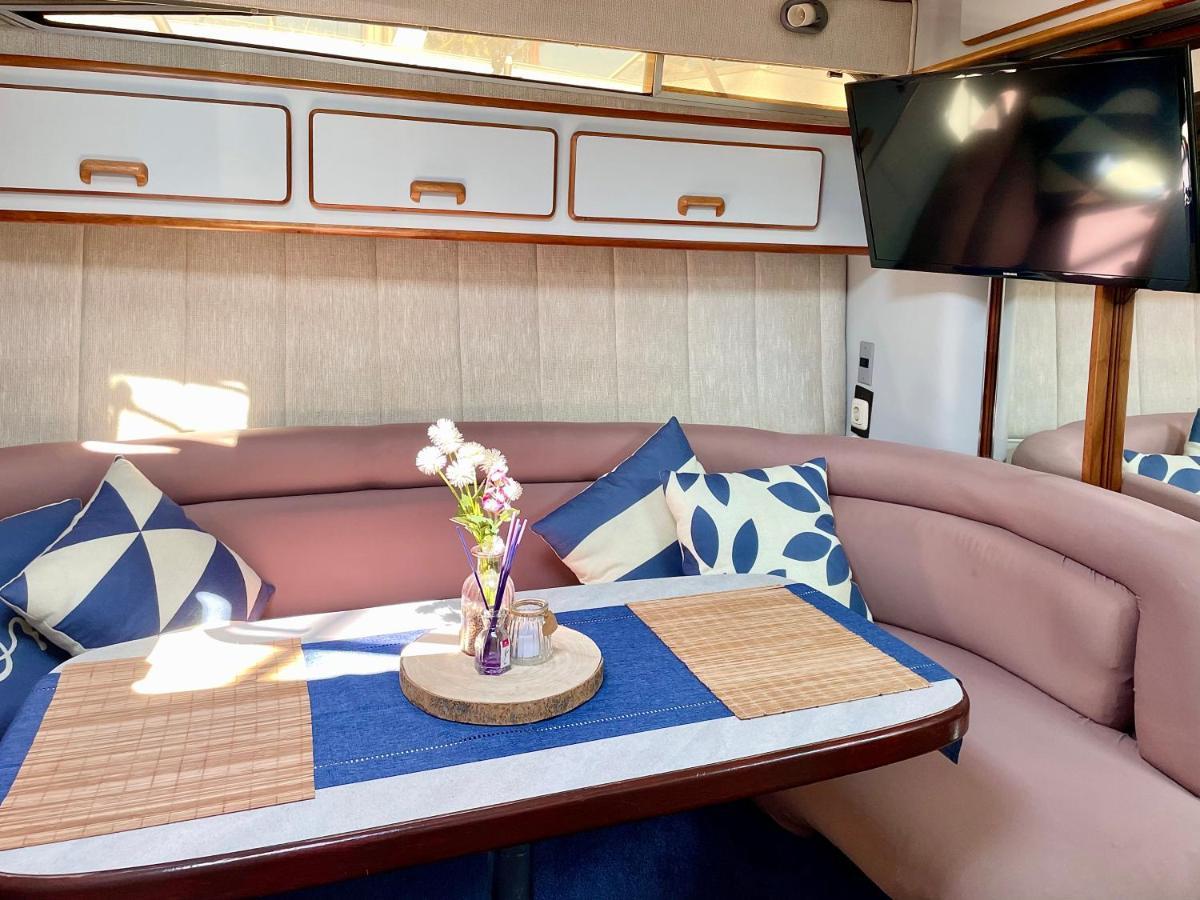 Yacht Hotel Barcelona Sant Adria de Besos Luaran gambar